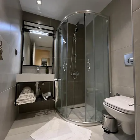 Sezer's Oliva Hotel *